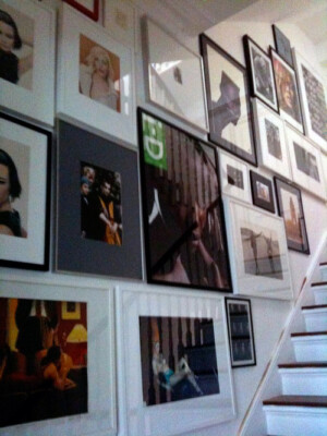 professional art installation, picture hanging, dallas, fort worth