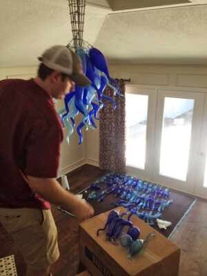 professional art installation, picture hanging, dallas, fort worth